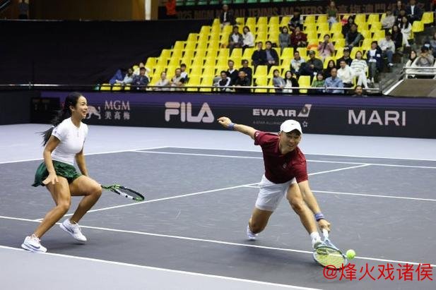 美高梅澳门网球名人赛首日结束 李娜队暂时以1-6落后